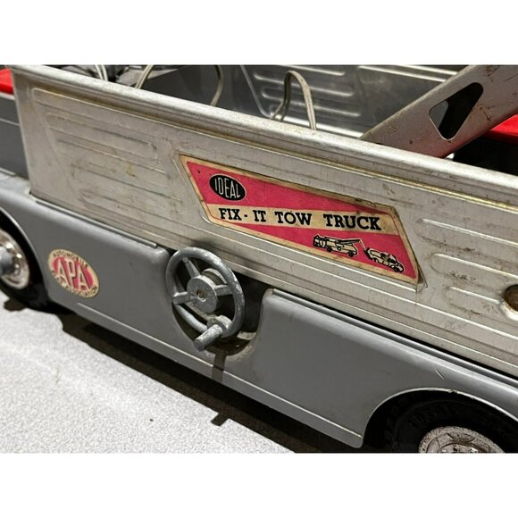 Vintage 1950s 17” Ideal Toy Co Fix It Tow Truck Toy Missing Parts Restoration - Picture 10 of 16